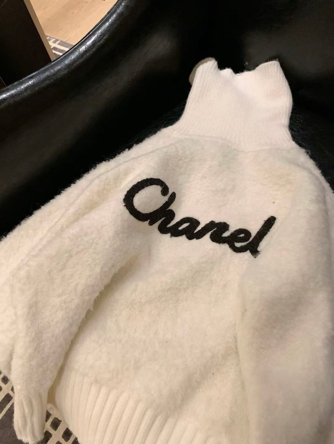 Cardigan CHANEL